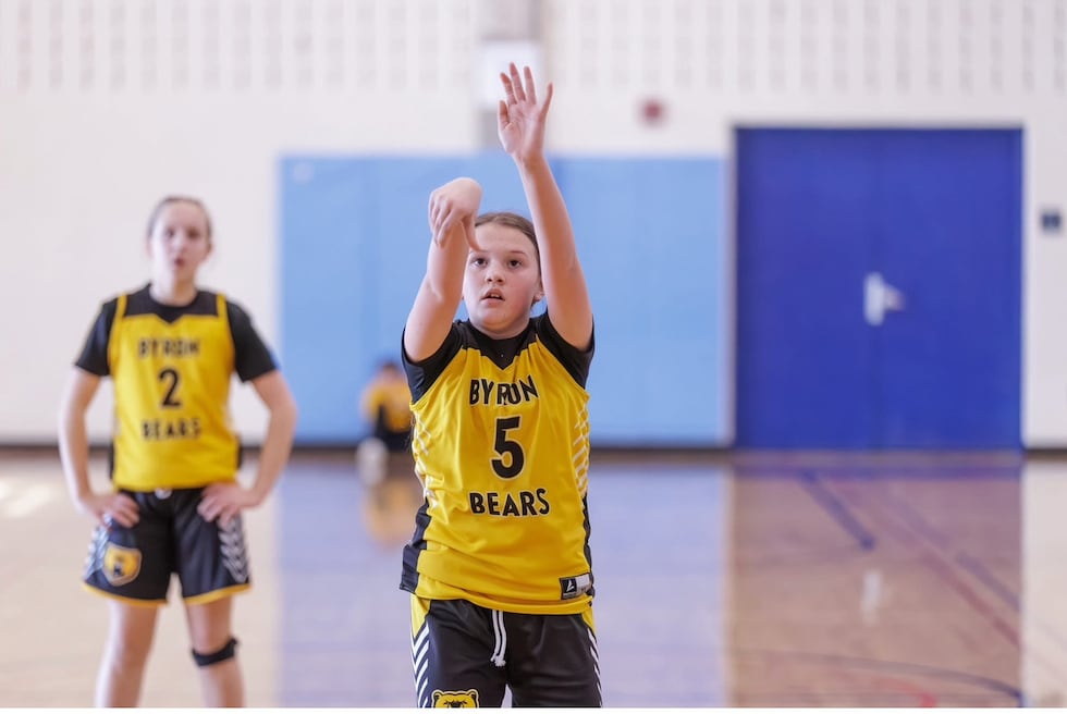 Amelia loves to play sports