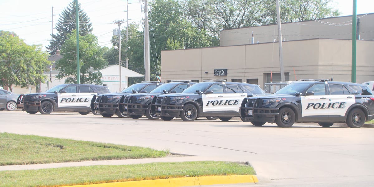 Mason City council approves purchase of hybrid police vehicles