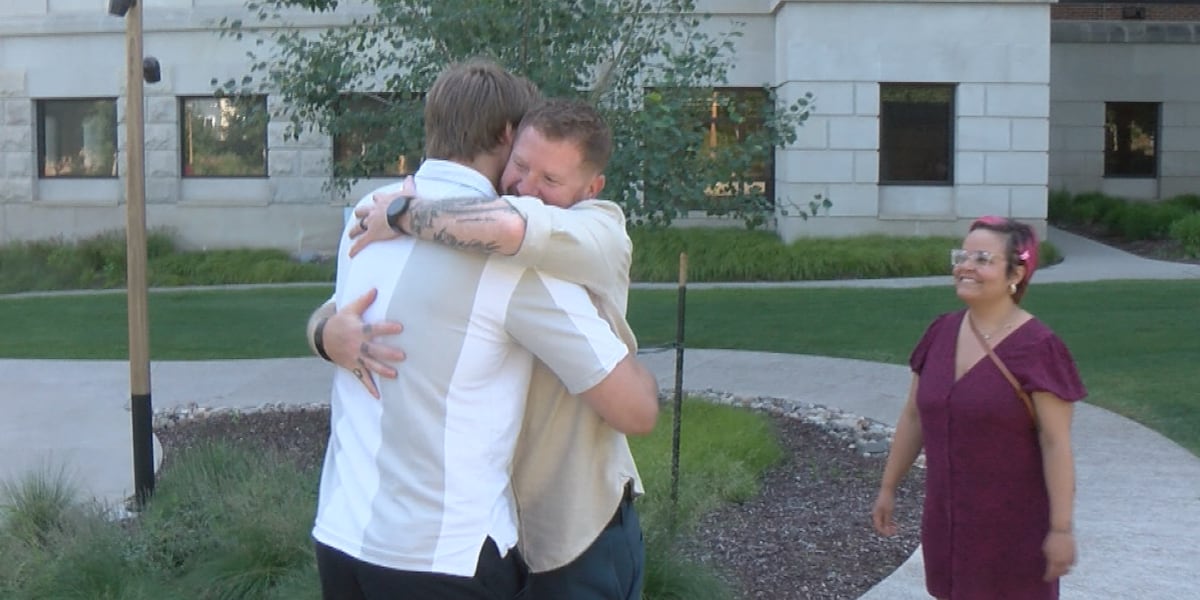 ONLY ON KTTC: ICU nurse reunites with flight paramedic who saved his life years later