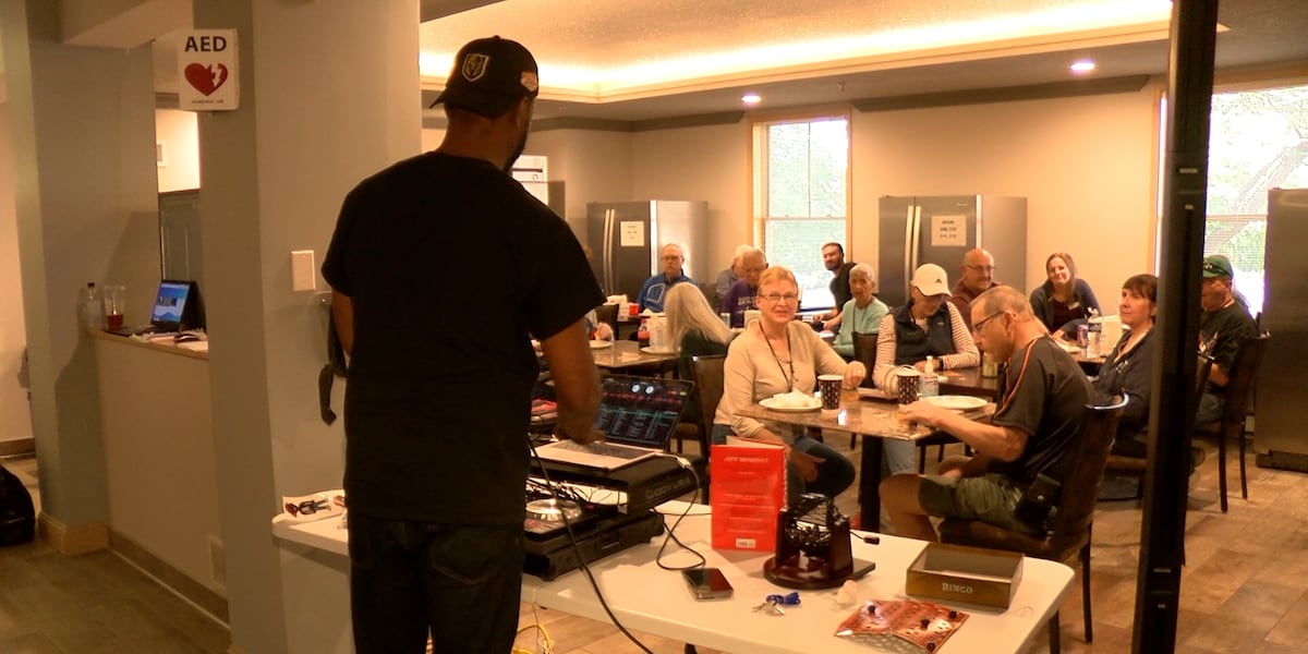 Ricky Rochester Comedian Ricky Smith visits Rochester’s Hope Lodge to support cancer ...