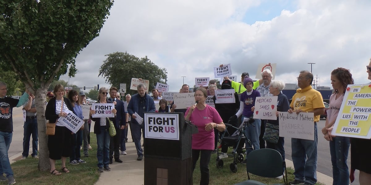 Clancy Supporters Rally Dozens rally outside offices of Sens. Amy Klobuchar & Tina Smith
