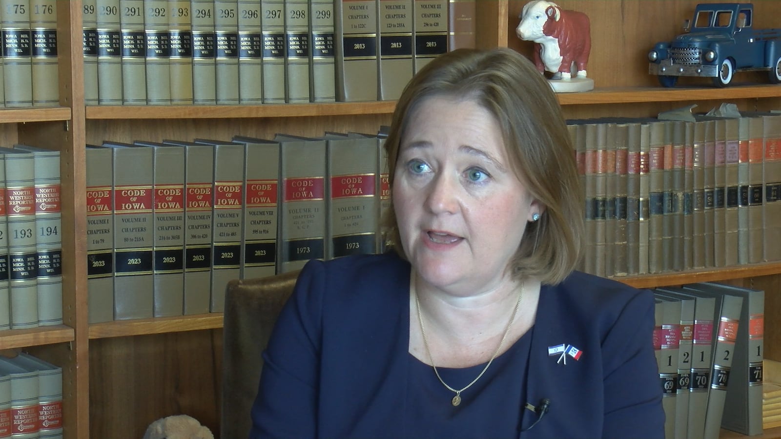 Auth Meta Iowa Attorney General Brenna Bird to hold news conference on Meta child ...